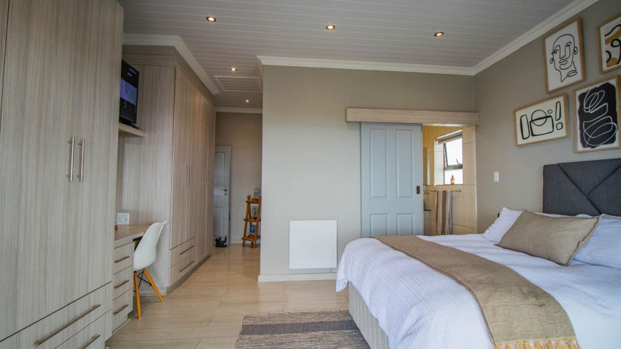 4 Bedroom Property for Sale in Dana Bay Western Cape